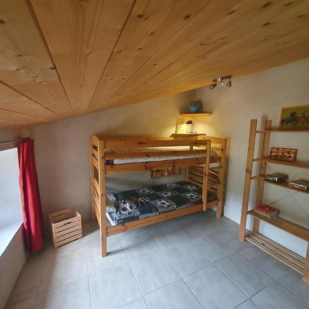 Gite Les Tilleuls Vila Saint-Montan Exterior foto