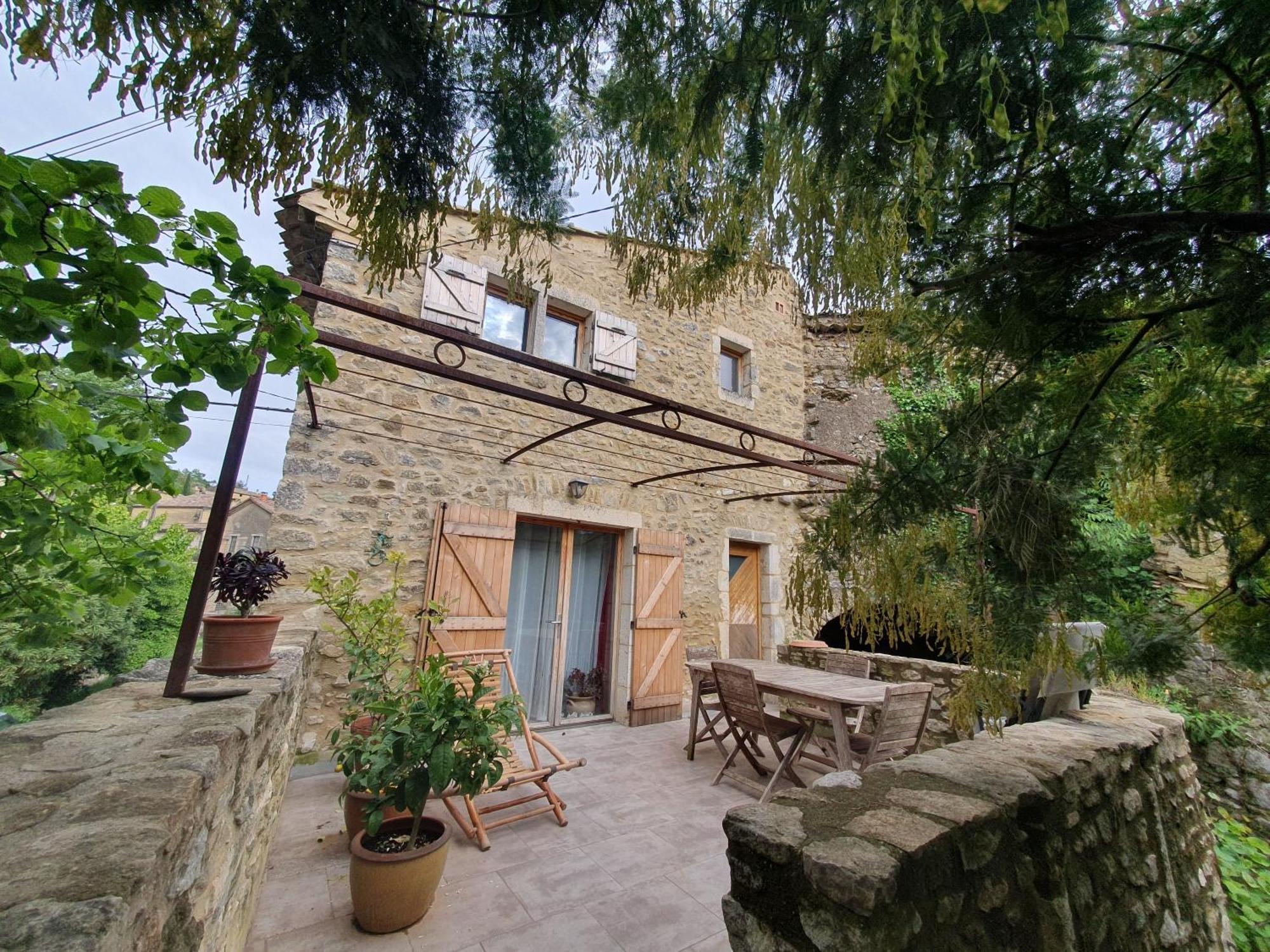 Gite Les Tilleuls Vila Saint-Montan Exterior foto